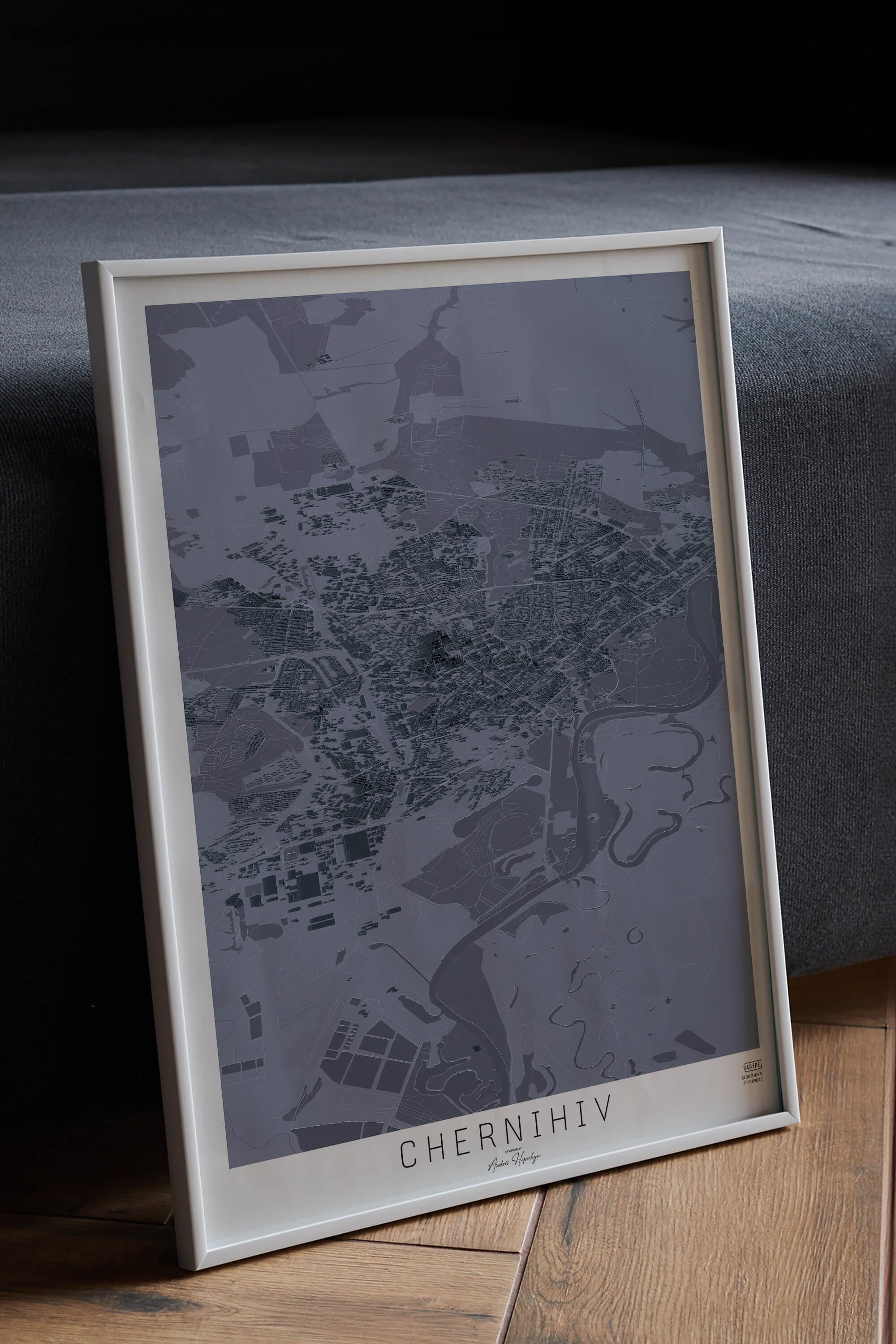 графітова 3д картина міста Чернігів в рамці на підлозі