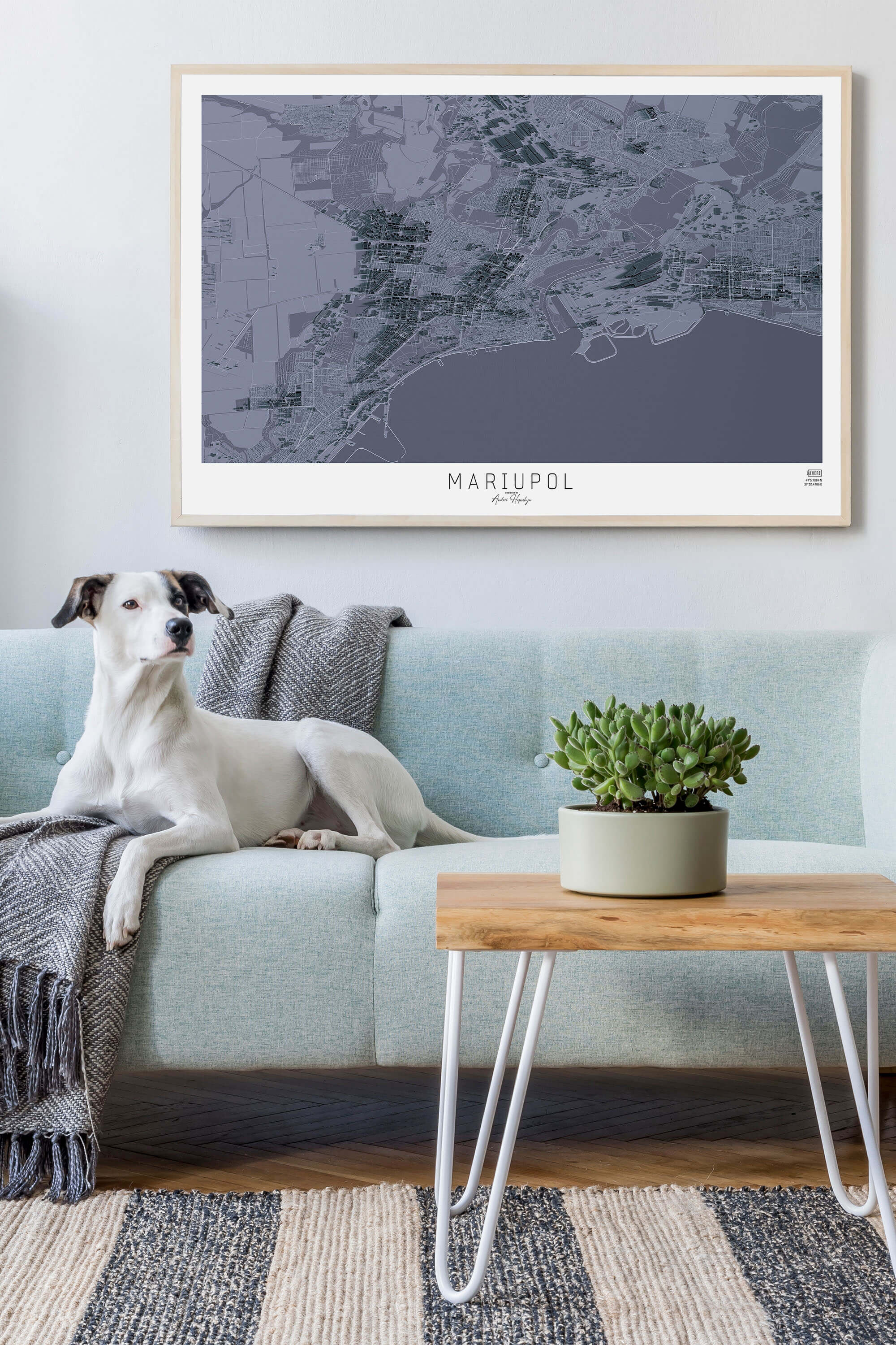 графітова 3д картина міста Маріуполь в рамці на підлозі