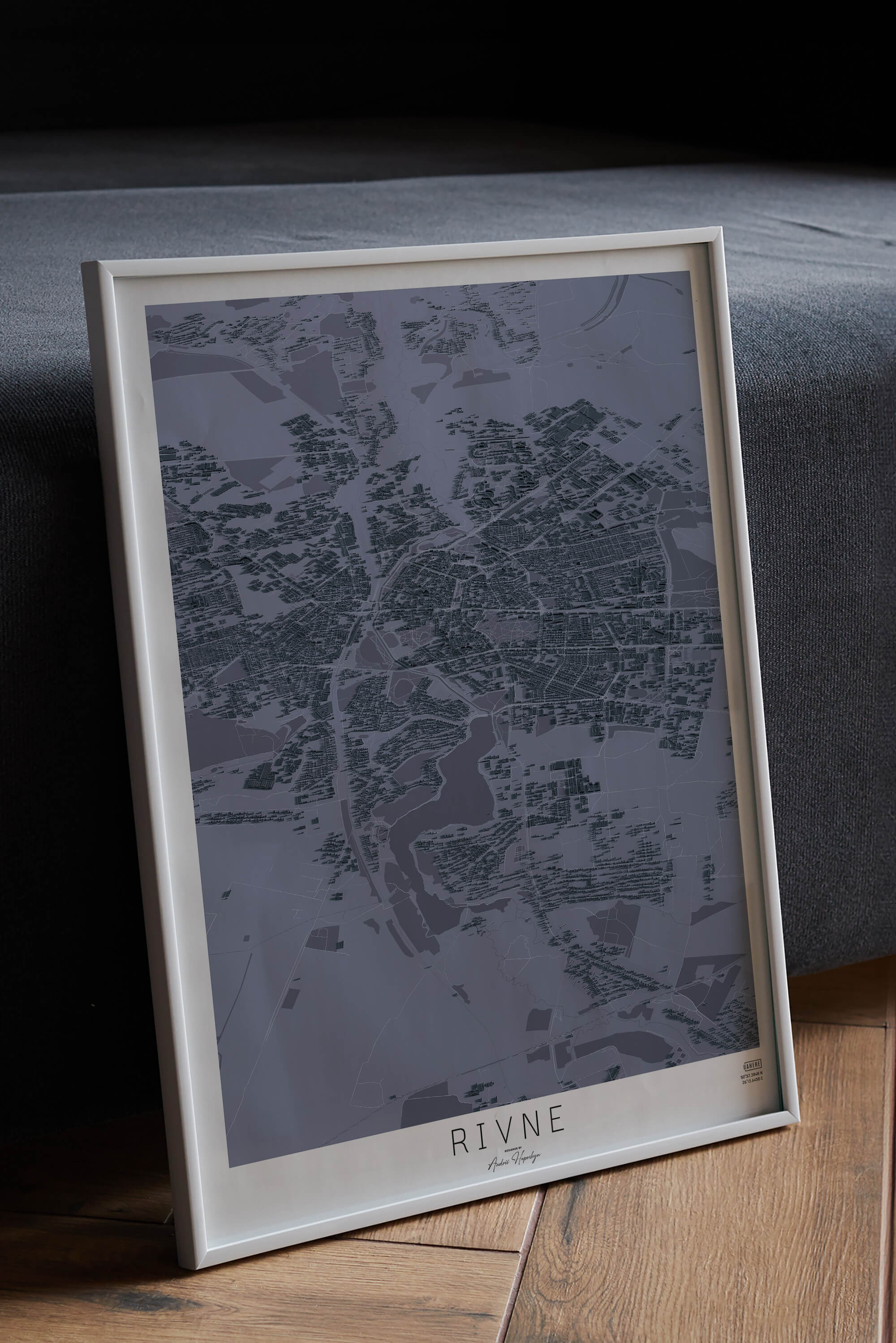 3д картина міста Рівне в великий рамці