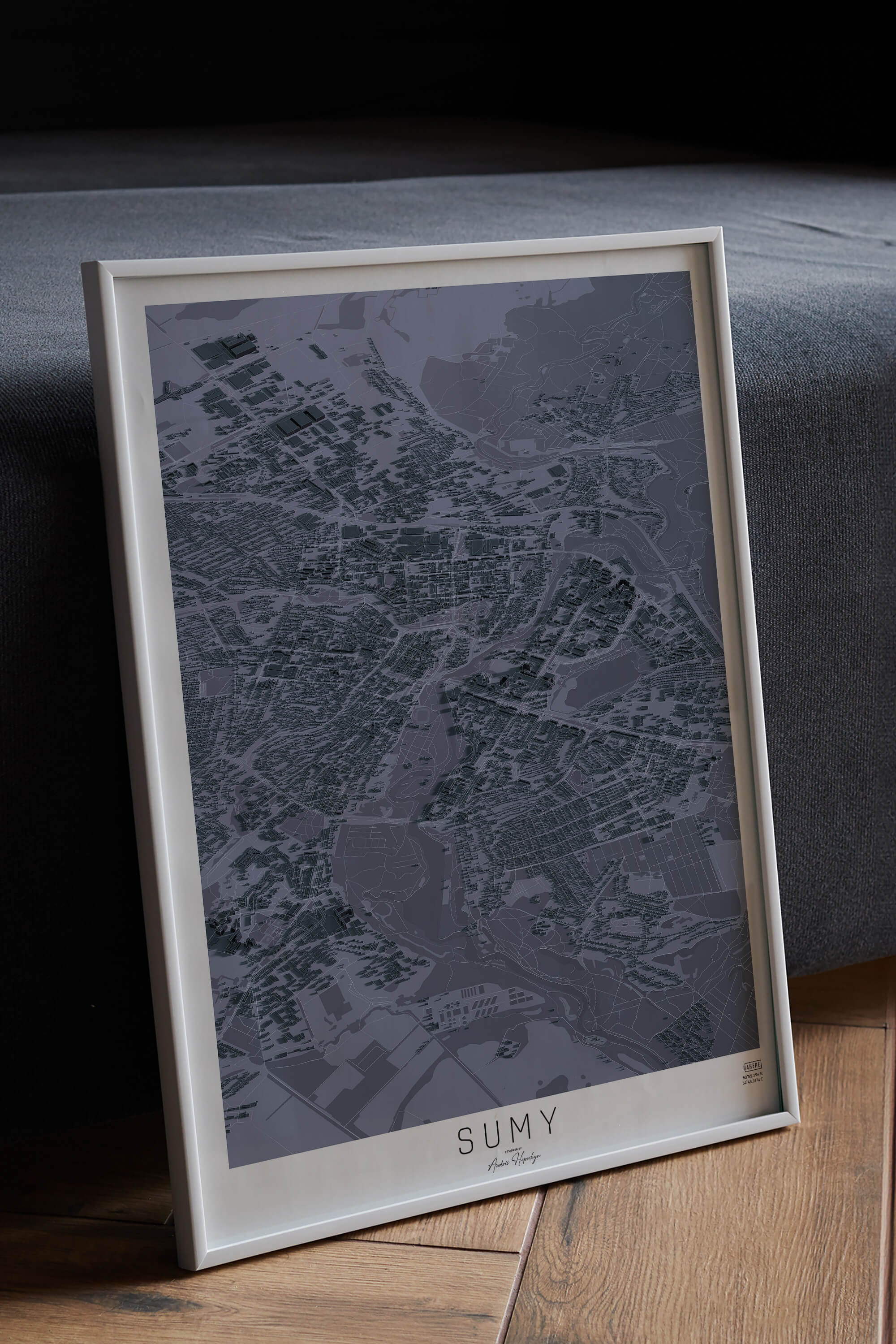 графітовий постер міста Суми в білій рамці